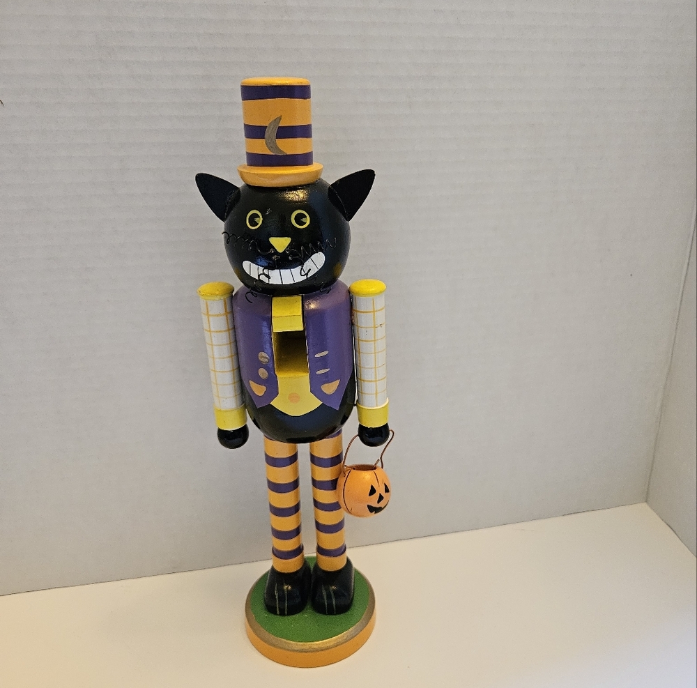 *RARE**VTG Black Cat Halloween  Nutcracker Jack o' Lantern